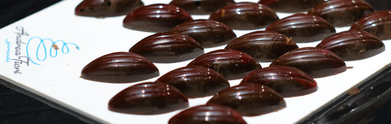 Chocolate Lab with Pastrychef - Valentine's Day