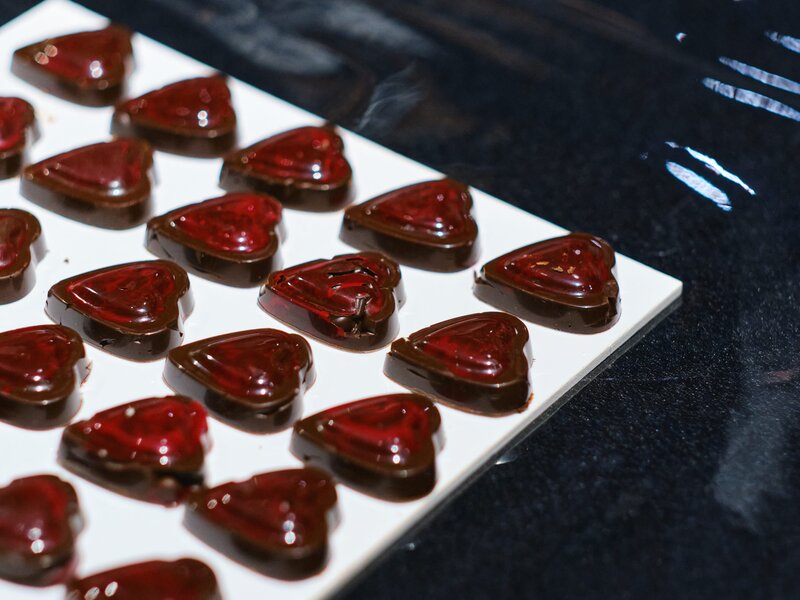 Chocolate Lab with Pastrychef - Valentine's Day