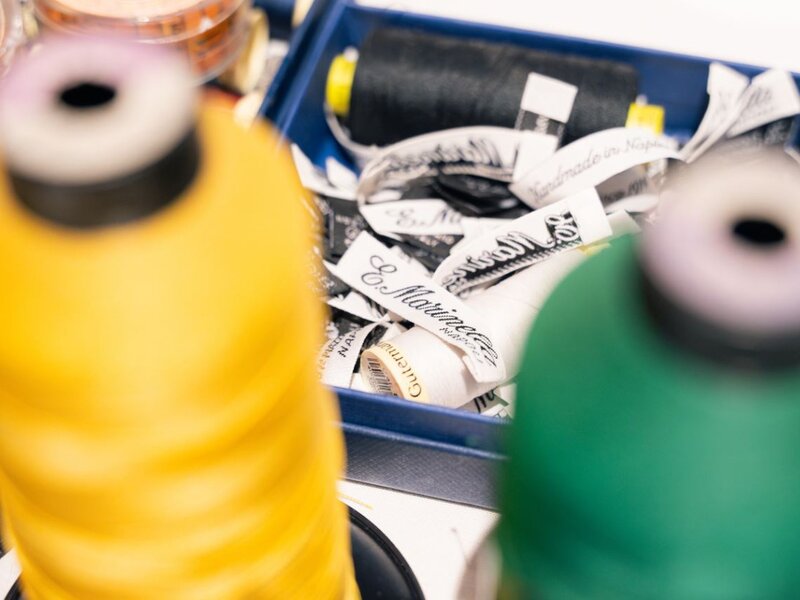 E. Marinella: la seta prende forma.