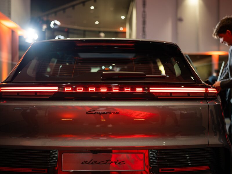 Exclusive Preview Cayenne Electric | Centro Porsche Roma Nord