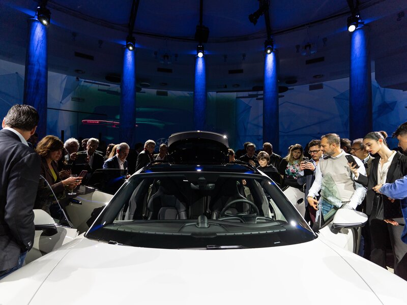 The New Taycan @Salone delle colonne