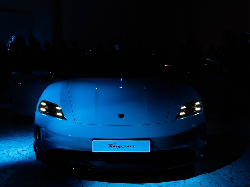 The New Taycan @Salone delle colonne
