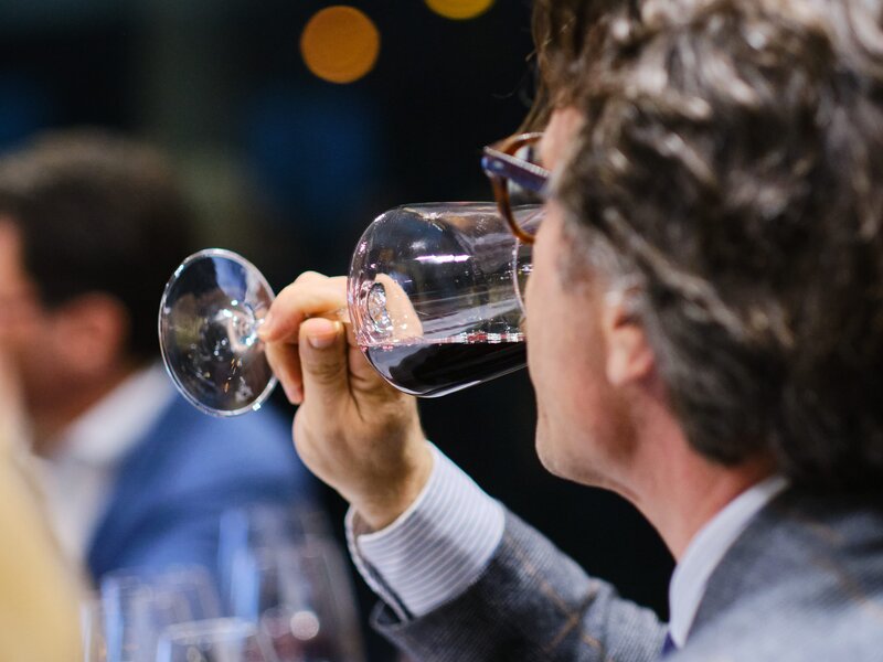 Tour de France: Wine Tasting Experience